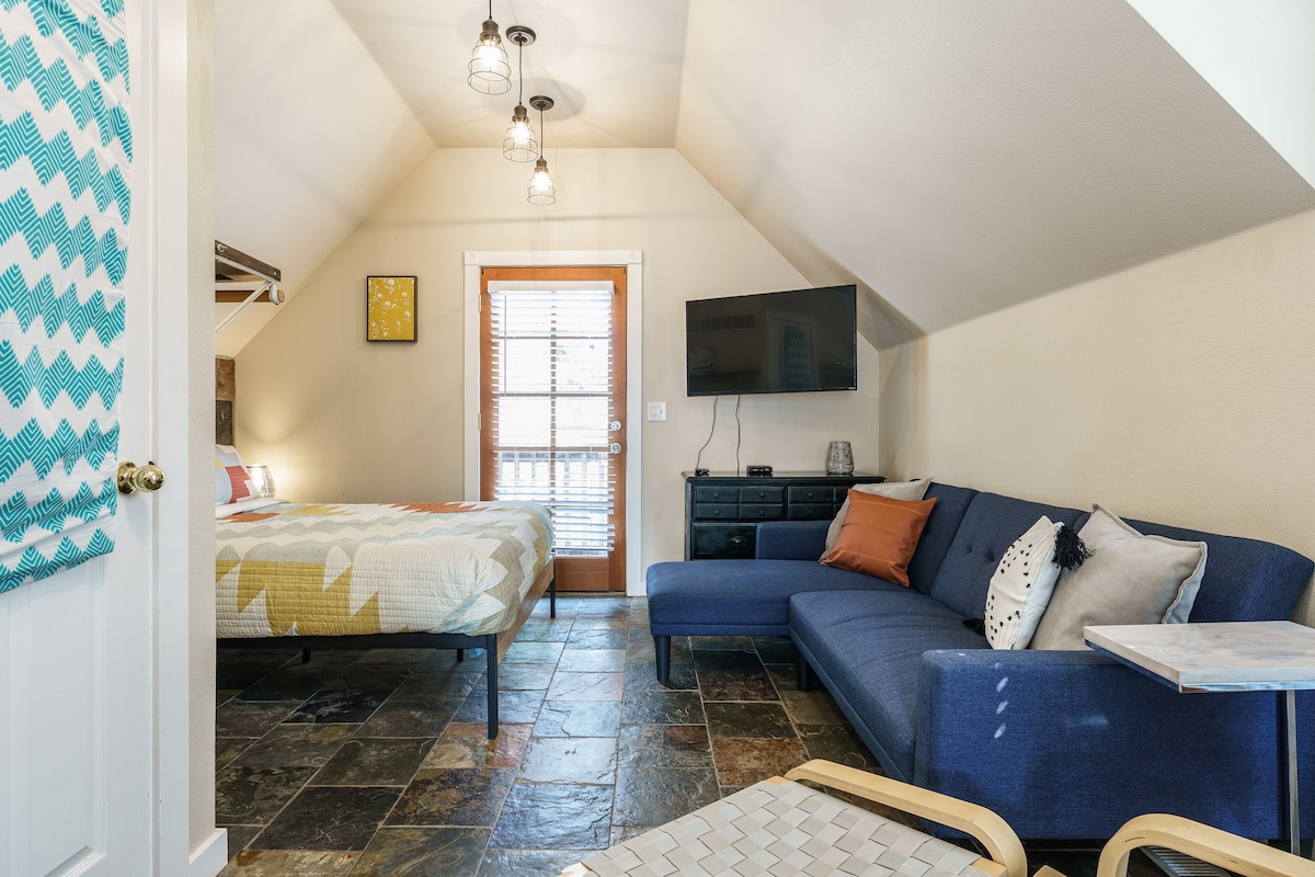 #StayinMyDistrict Hyde Park Loft — Boise, ID — vacation rental