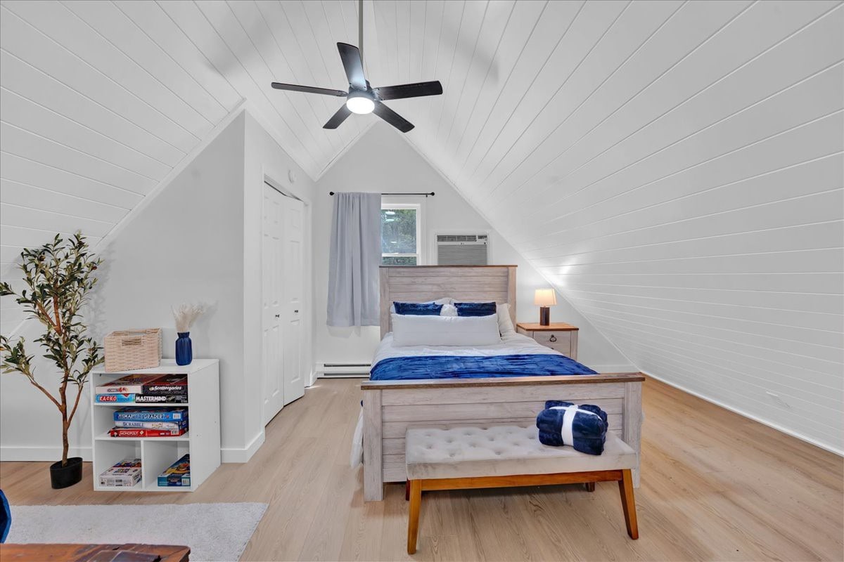 Modern Pocono Chalet | Vaulted Ceilings | Hot Tub