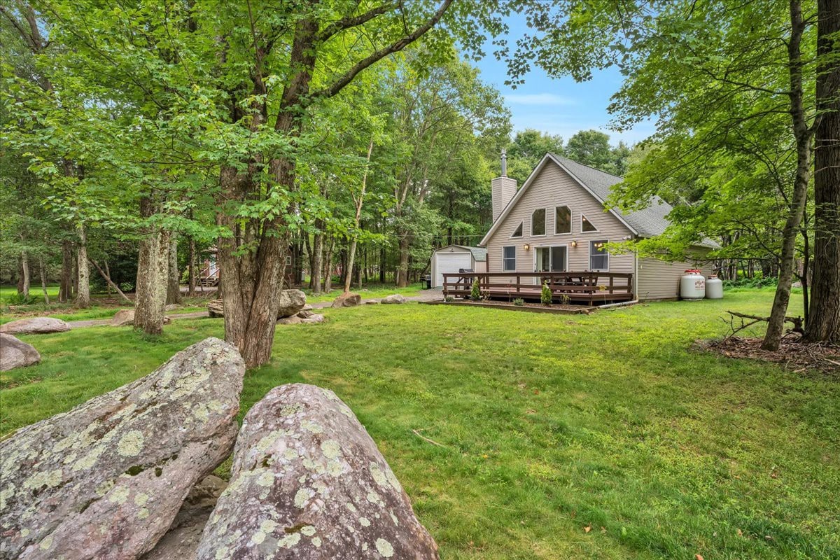 Modern Pocono Chalet | Vaulted Ceilings | Hot Tub