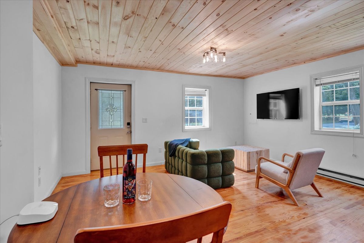 Charming Pocono Boutique | Firepits | Pickleball