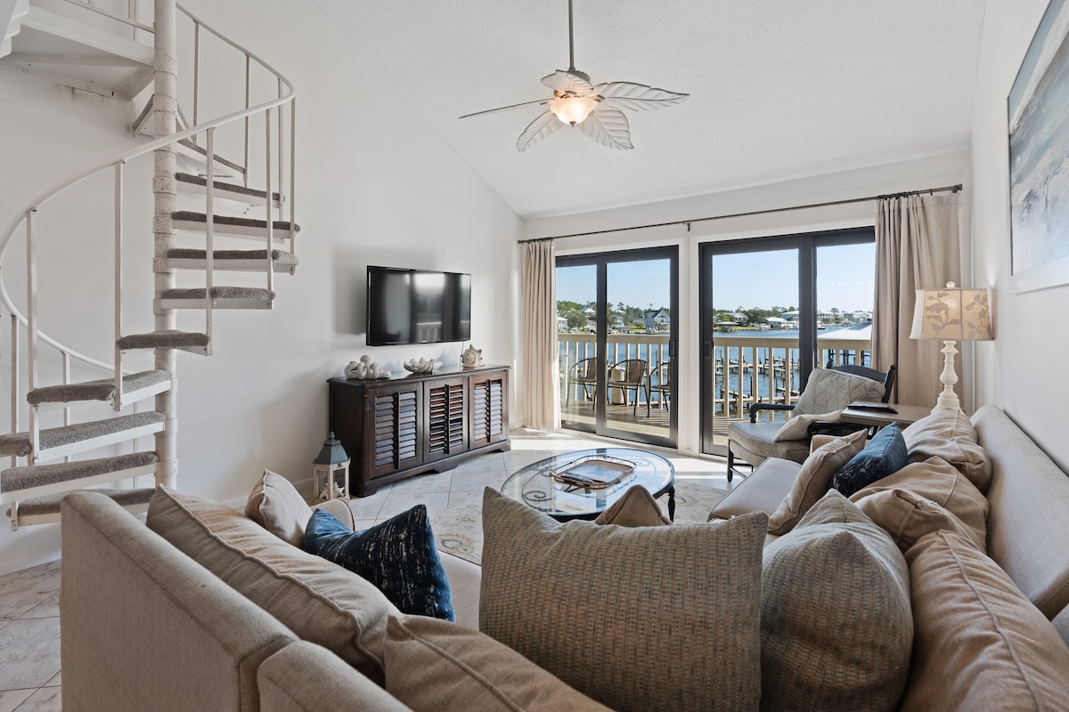 Waterfront Condo Nearby Beach Boat Slip sleeps 12! — Orange Beach, AL — vacation rental