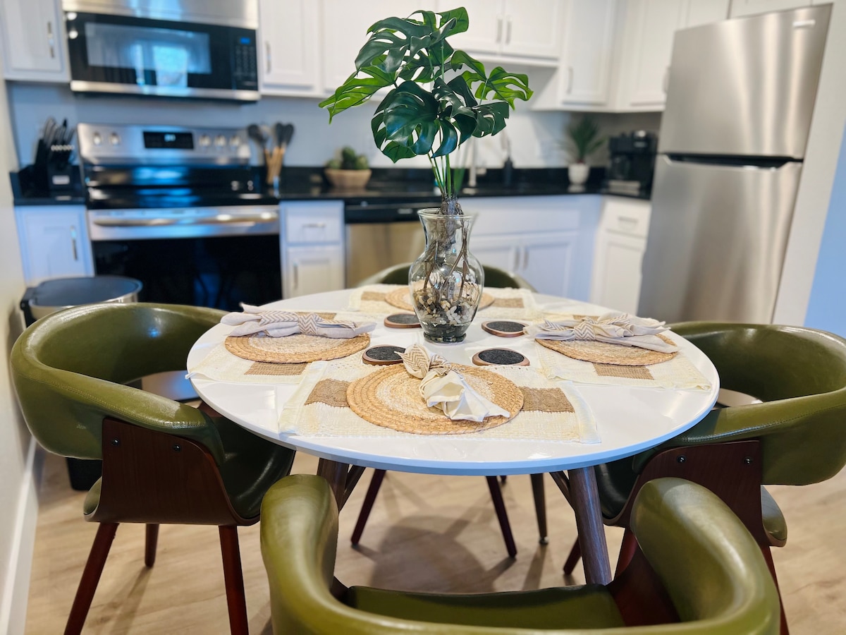 Cute dining area for four