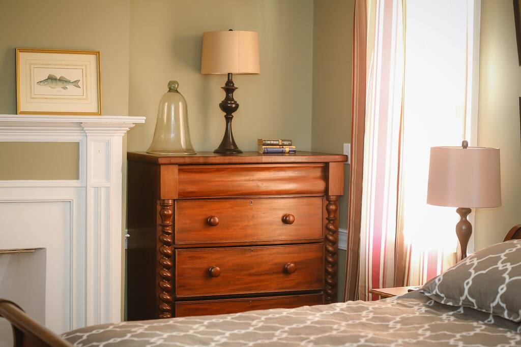 Light Horse Inn: Suite 1 — HARPERS FERRY, WV — vacation rental