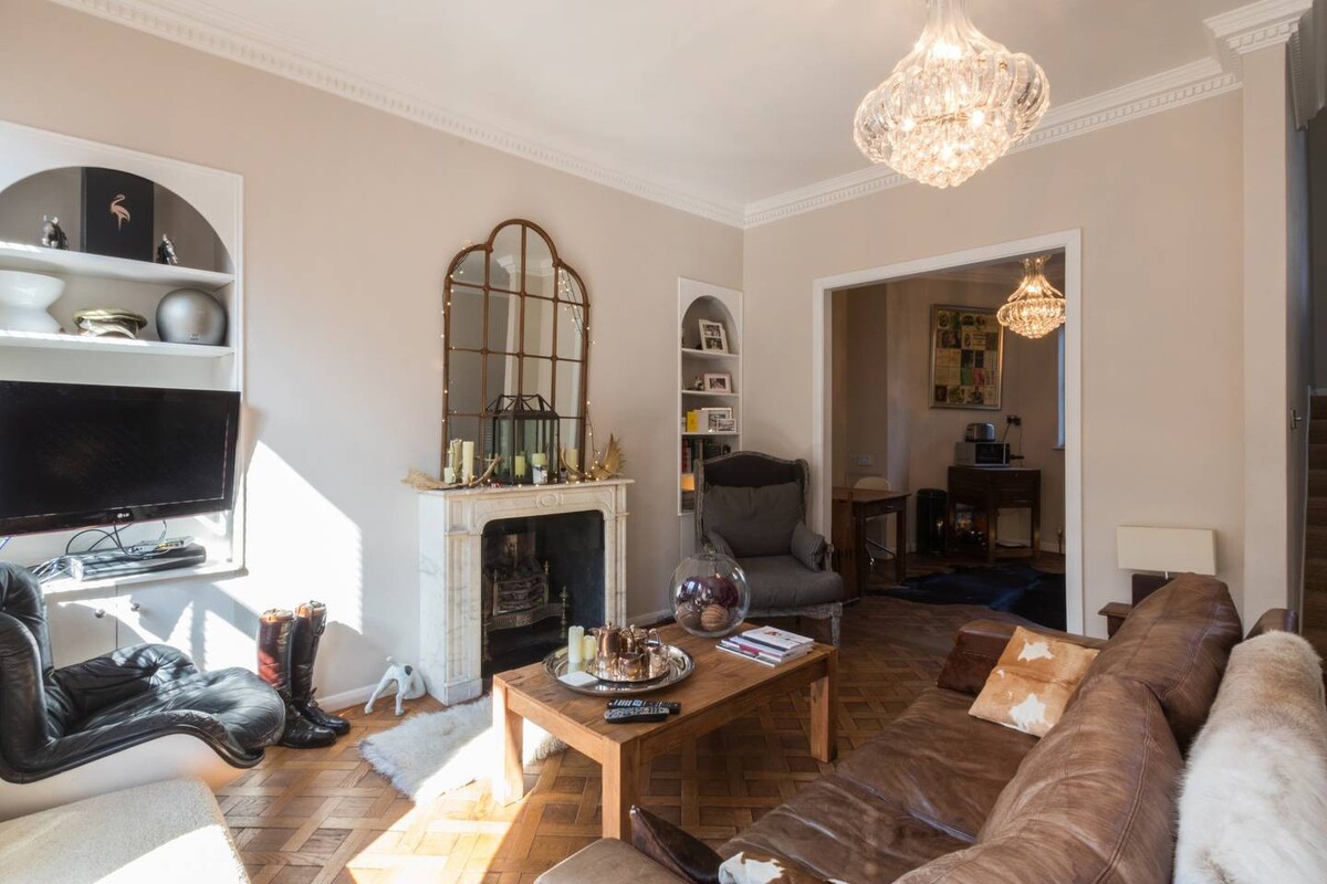 Stylish 1-bed with a Roof Terrace in Park Walk 7A SW10 0AJ - Property image 18 - VivreStays