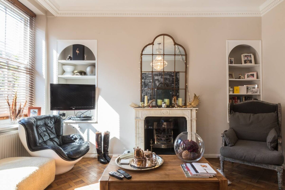 Stylish 1-bed with a Roof Terrace in Park Walk 7A SW10 0AJ - Property image 28 - VivreStays