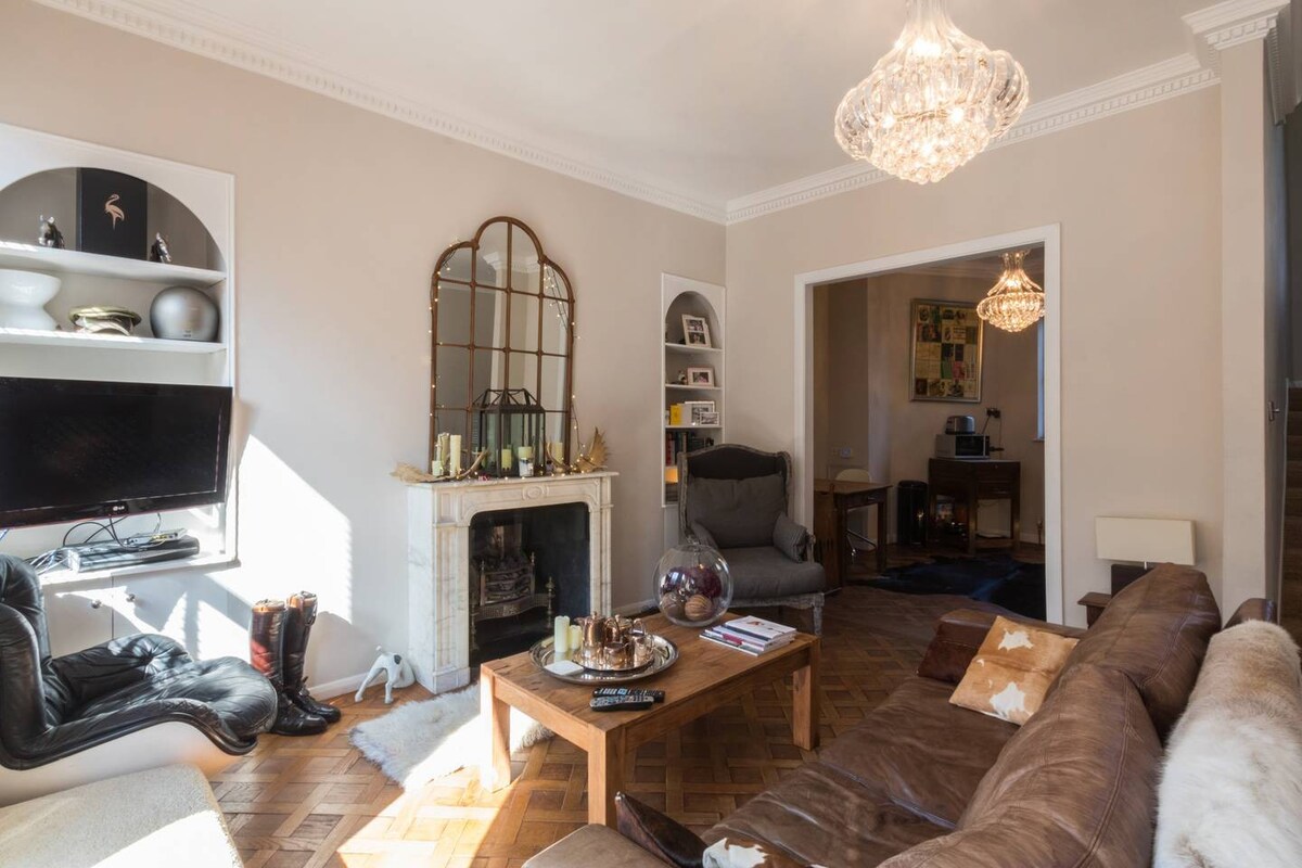 Stylish 1-bed with a Roof Terrace in Park Walk 7A SW10 0AJ - Property image 31 - VivreStays