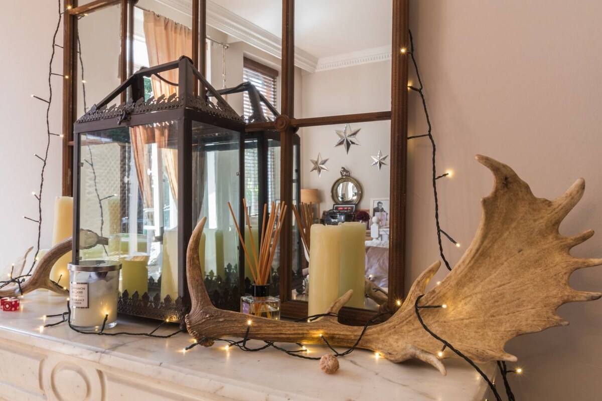 Stylish 1-bed with a Roof Terrace in Park Walk 7A SW10 0AJ - Property image 35 - VivreStays