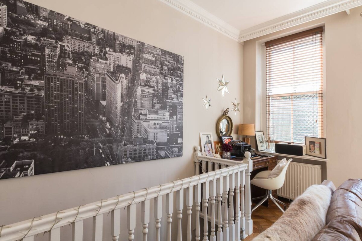 Stylish 1-bed with a Roof Terrace in Park Walk 7A SW10 0AJ - Property image 37 - VivreStays
