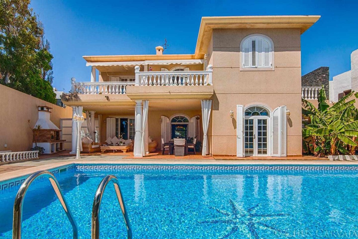 Beachfront Ground-Floor Villa w/ Pool & BBQ — Playa Honda, Canary Islands — vacation rental