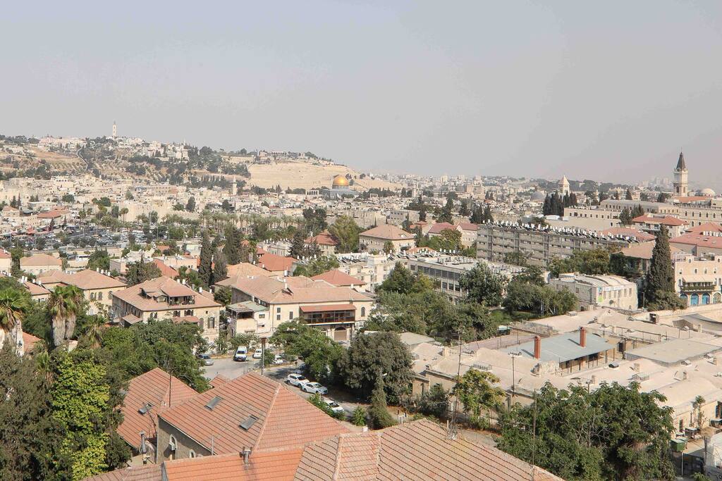 View 3