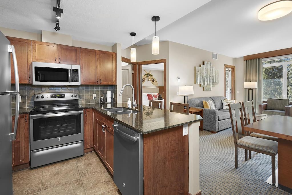 Beautiful Mtn Views w Hot Tub