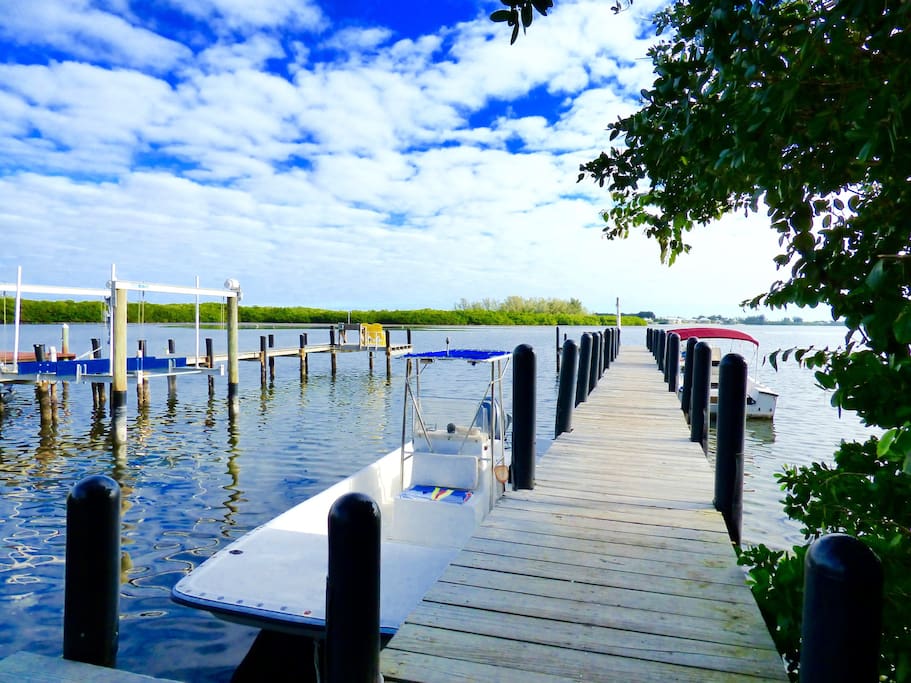 Seahorse Hideaway: Cute and cozy, perfect location close to dock and beach! — Placida, FL — vacation rental