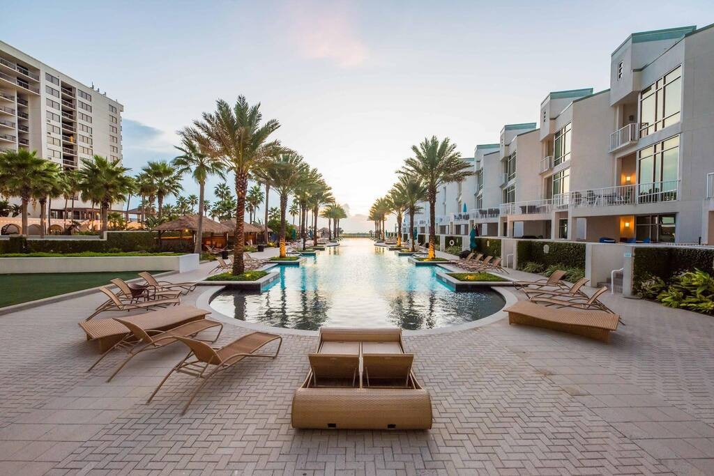 Saturns Summit — South Padre Island, TX — vacation rental