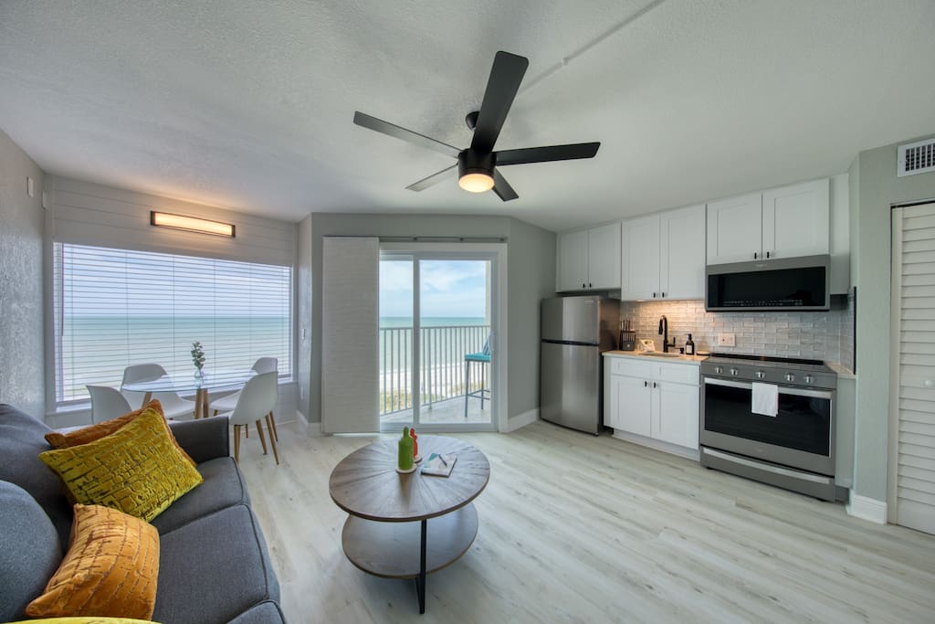 BBC310 Renovated Beachfront Condo W/Pool — Belleair Beach, FL — vacation rental
