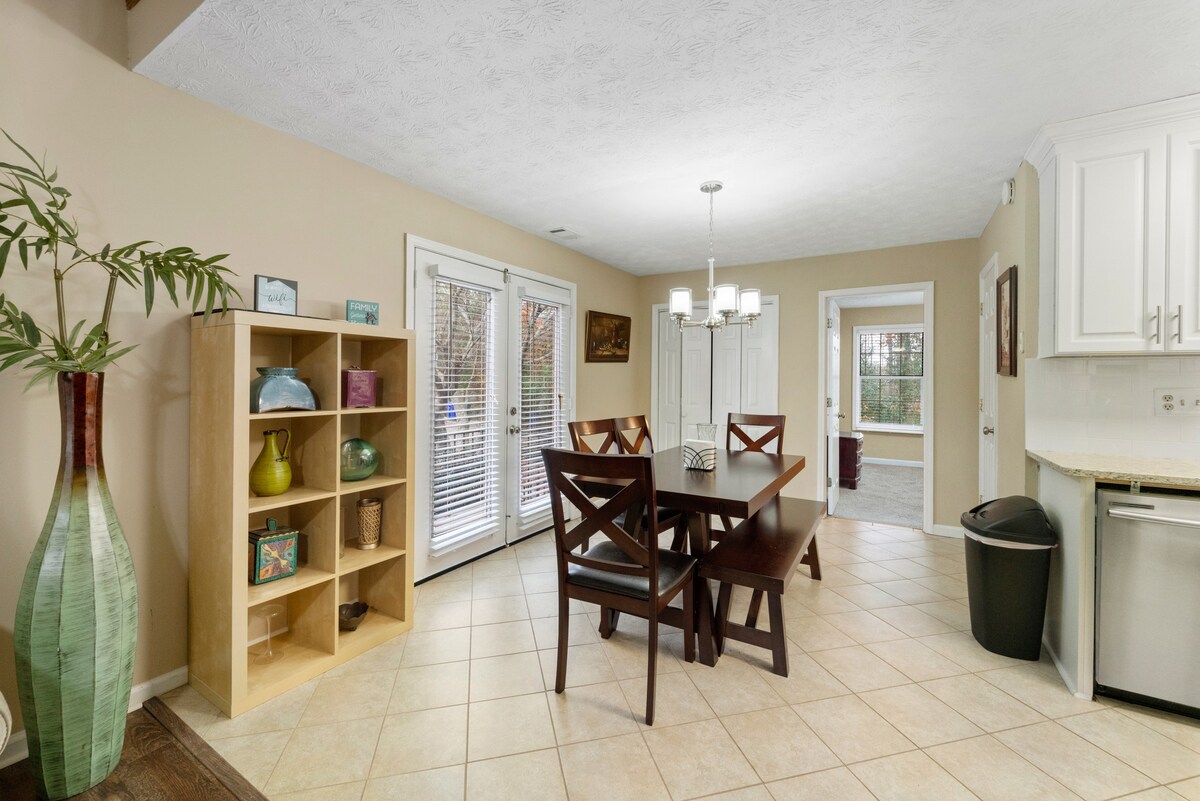 Conyers Horse Park retreat, sleeps 4 view 6