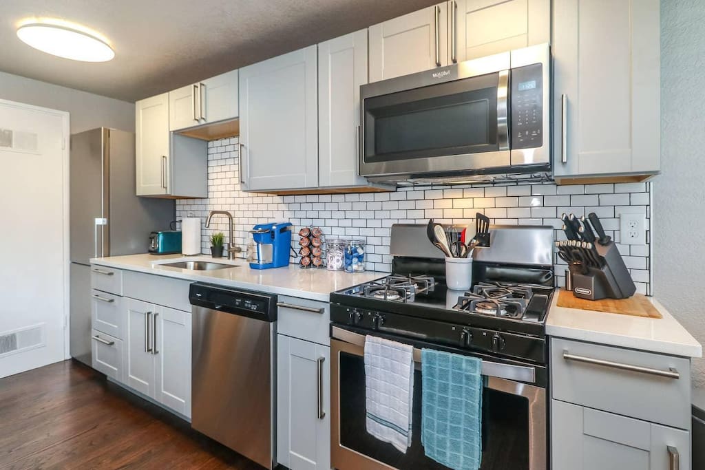 First Floor with 2 King Bedrooms ā Kansas City, MO ā vacation rental
