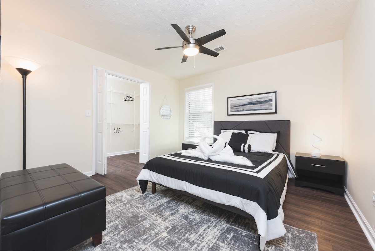 Family GA Horse Park home, sleeps 5 view 2