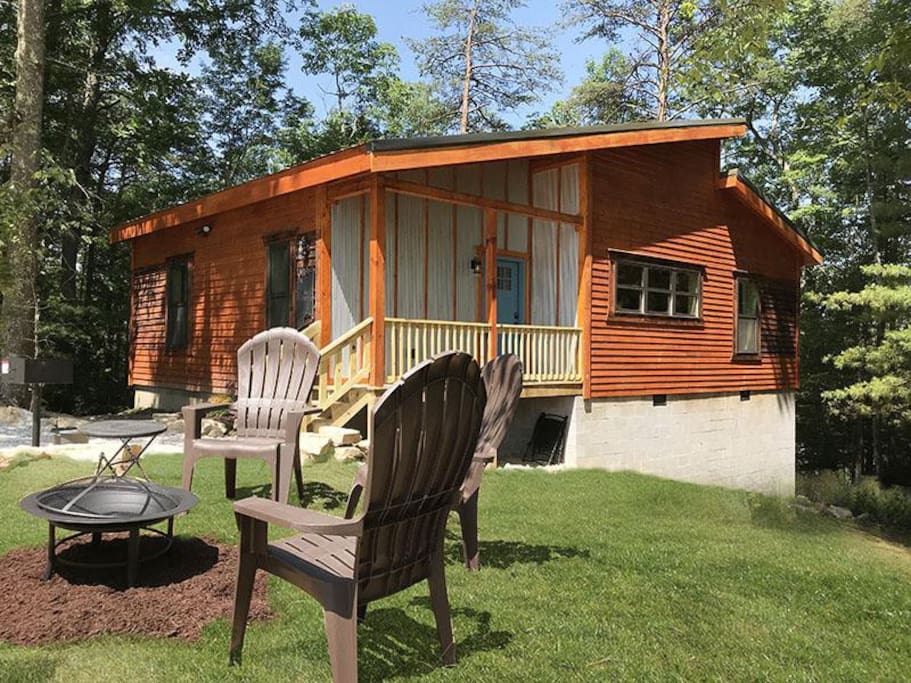 Scenic Sunset Cabin RRG | Central | Hot Tub | Pets — Campton, KY — vacation rental