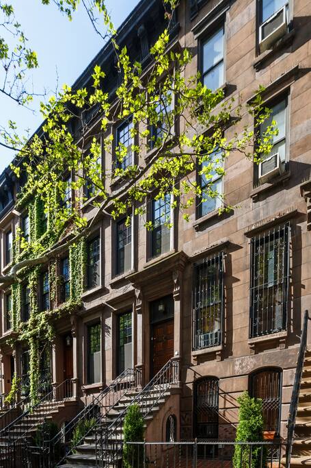 Private, Beautiful Upper Eastside Townhome — photo 51