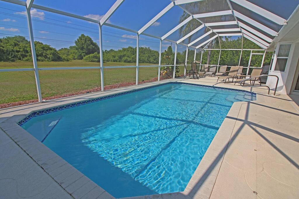 Tranquil Retreat with Extended Lanai #313 — Rotonda West, FL — vacation rental