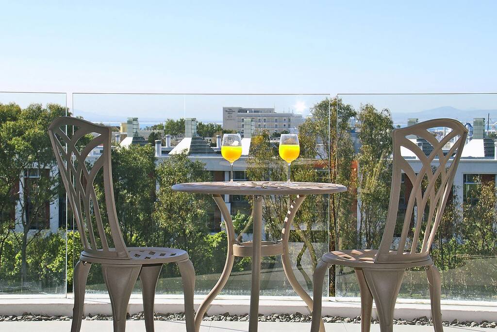 View 10