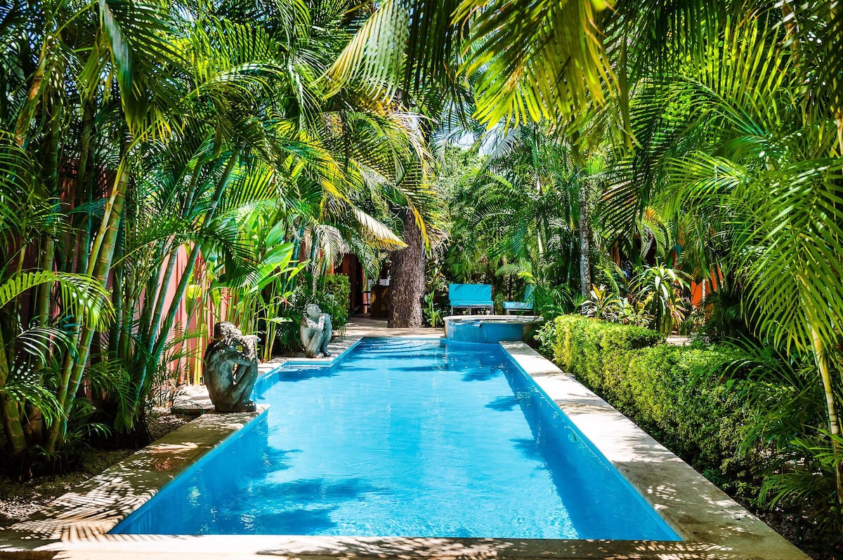Walk to Beach | Tropical Pool & Garden Retreat — Playa Potrero, Provincia de Guanacaste — vacation rental
