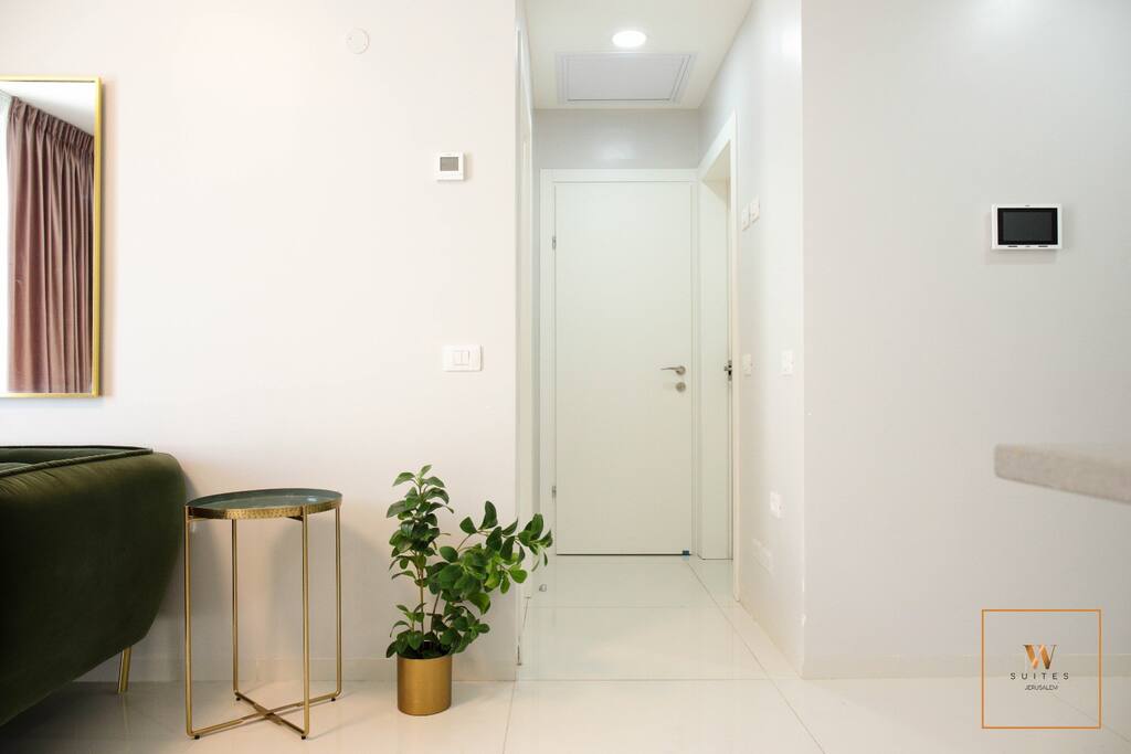 Gorgeous 1 bedroom apt " J Tower" photo 7