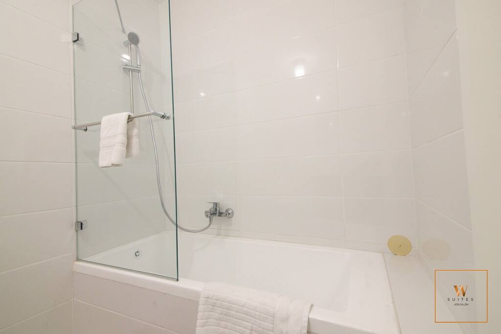 Gorgeous 1 bedroom apt " J Tower" photo 19