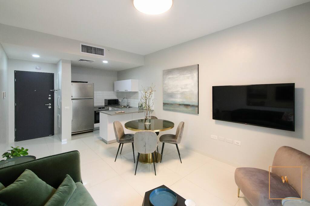 Gorgeous 1 bedroom apt " J Tower" photo 10
