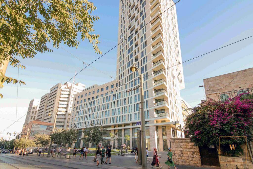 Gorgeous 1 bedroom apt " J Tower" photo 24