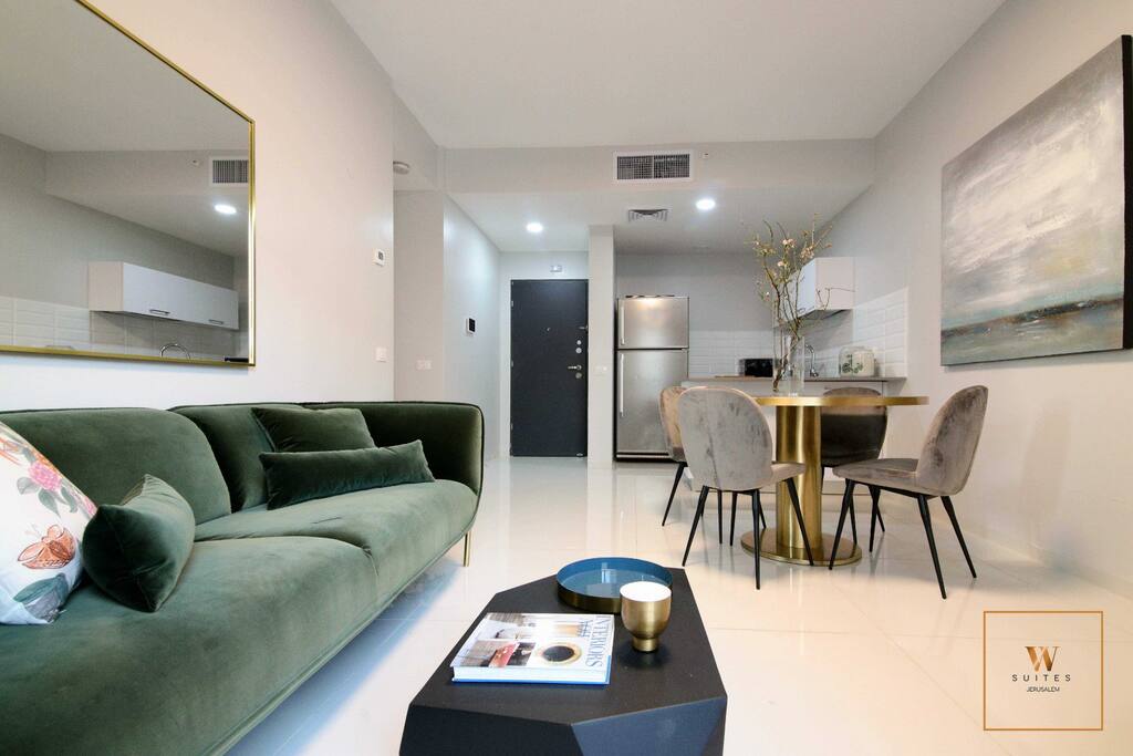 Gorgeous 1 bedroom apt " J Tower" photo 9