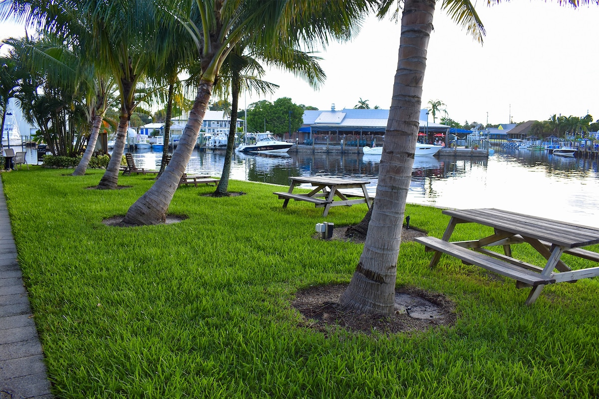 Sailfish Suites 2 - pet friendly & waterfront!!! — Stuart, FL — vacation rental