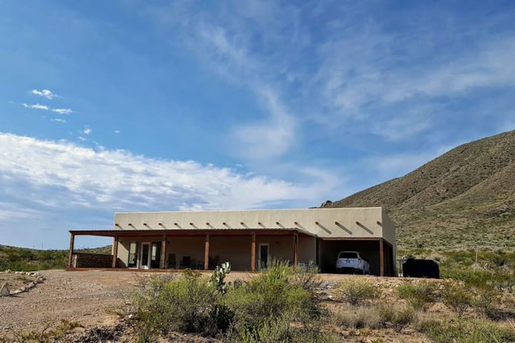 Sunrise Ridge: Modern. Spacious Inside & Outside.