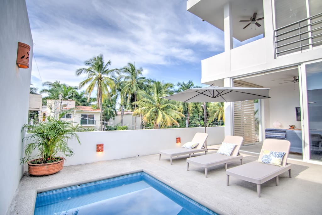 Las Vueltas - Golden Zone Studio 2 Blocks to Beach — Bucerías, Nayarit — vacation rental