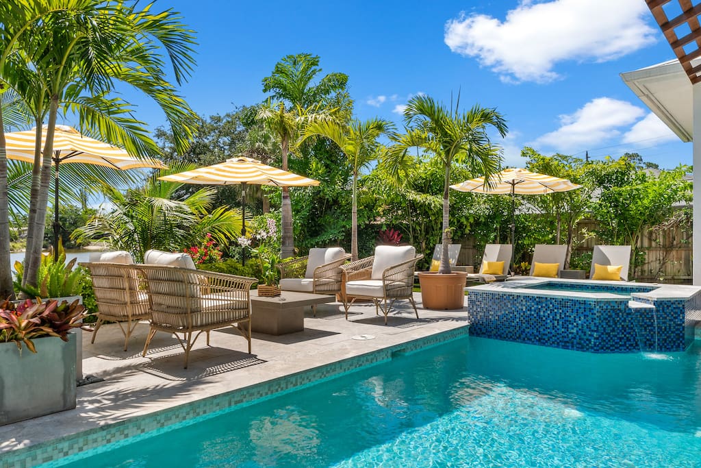 Sunset Suite @ The Vanderbilt | Boutique~BnB — Naples, FL — vacation rental