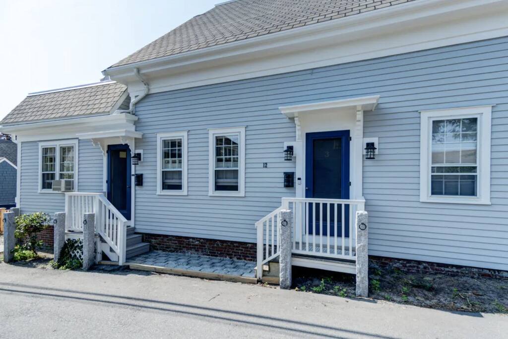 Photo 5 of Del Mar #11132 - Gorgeous Patio and Deck w/ Central AC!