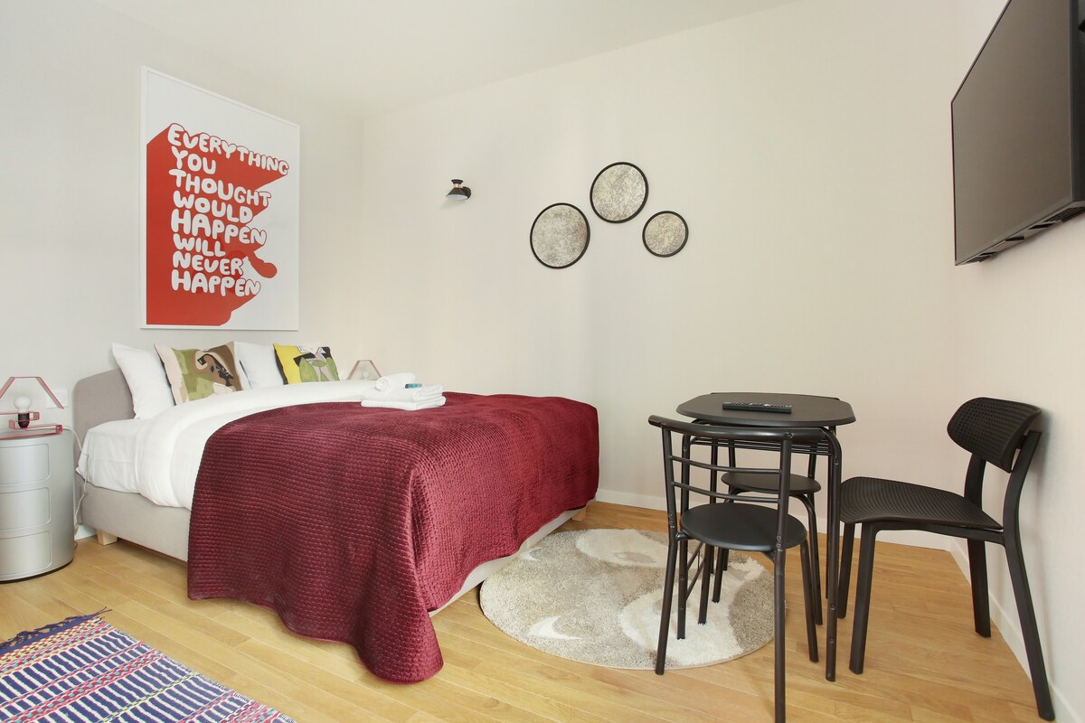 Sublime and new Studio Le Marais / Beaubourg — Paris, Île-de-France — vacation rental
