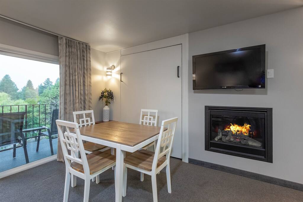 River Views + Prime Bend Location — Bend, OR — vacation rental