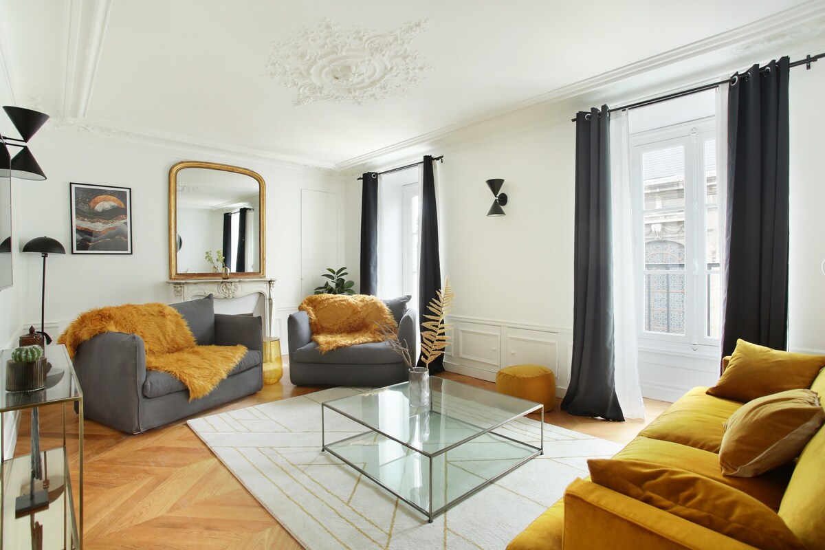 Sublime apartment with AC Louvre Museum — Paris, Île-de-France — vacation rental