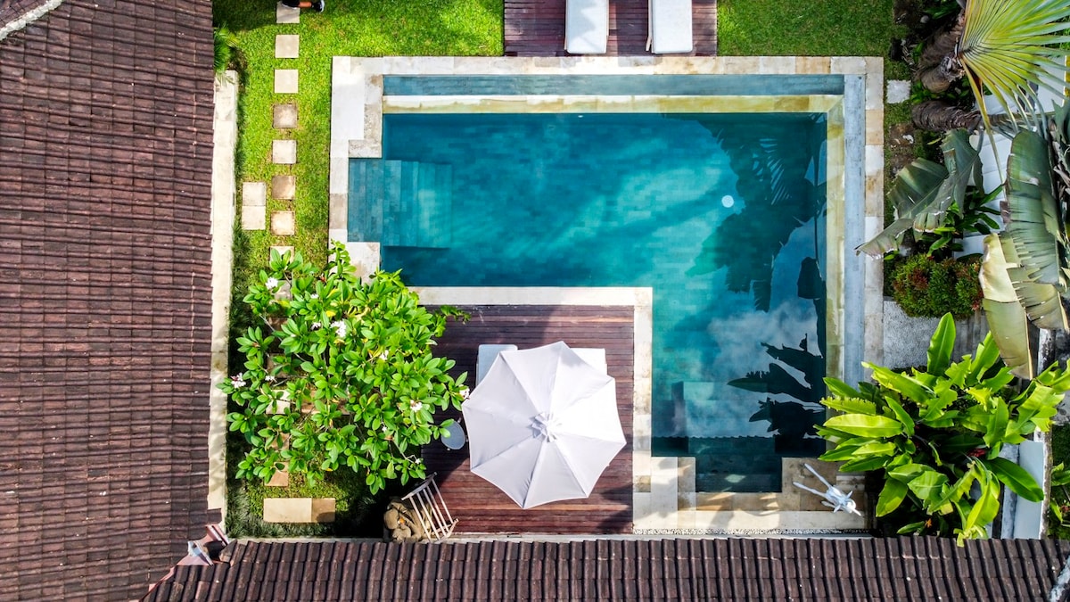 Villa Helena : 3BR - 10 minutes from central Ubud — Ubud , Bali — vacation rental