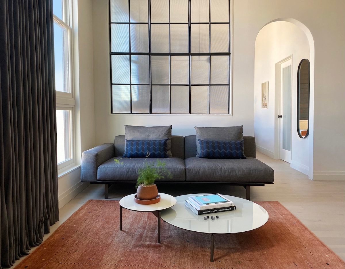 Springing Line Loft Queen Suite