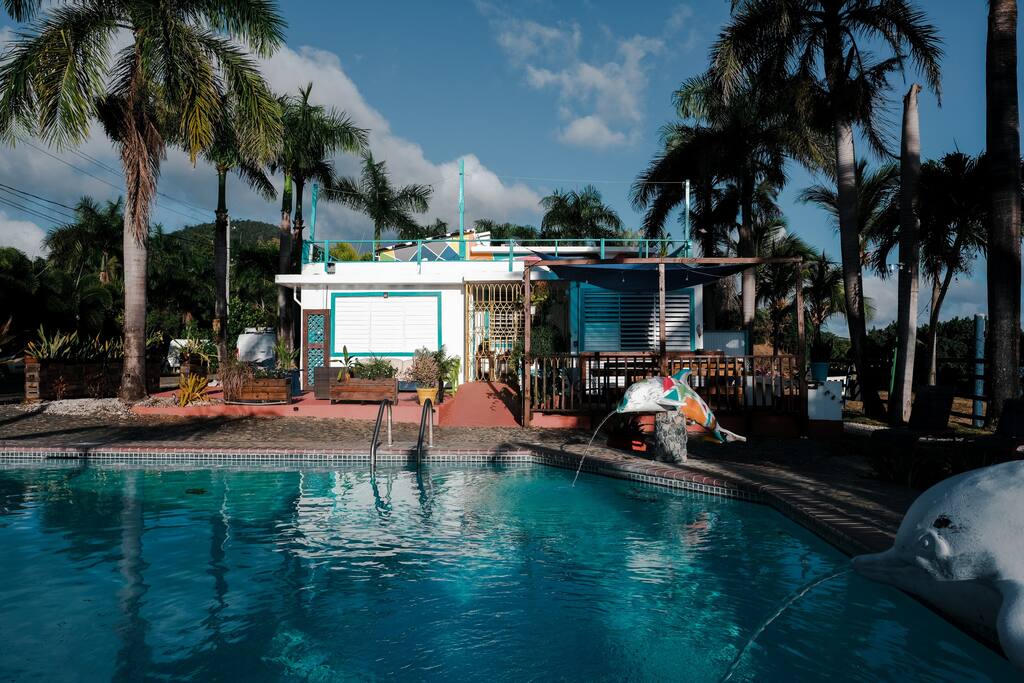 Casa Coral Beachfront Farmstay - Puerto Rico