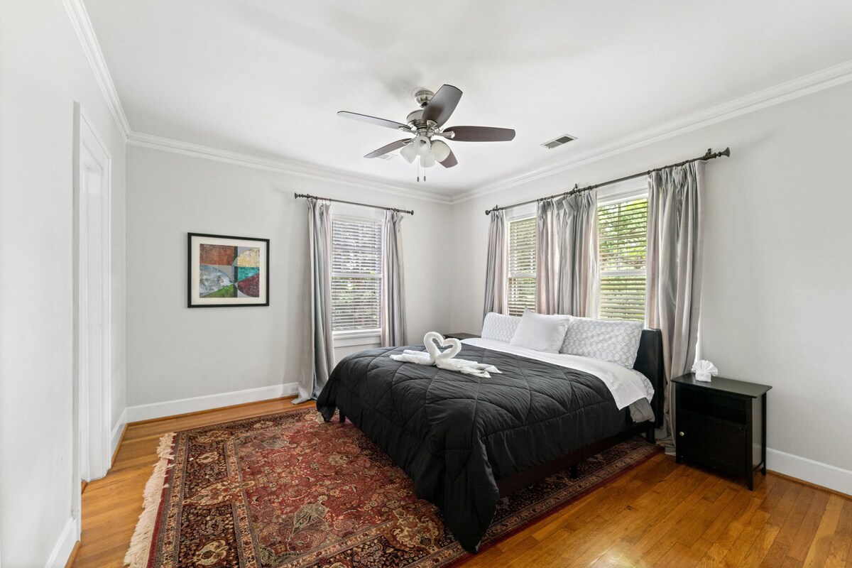 Historic Emory home, sleeps 10 view 6