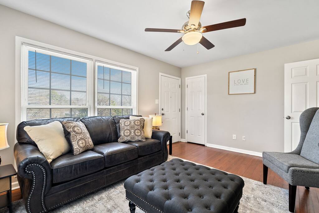 3BR Retreat | Hot Tub | Walk to Town | Sleeps 8 — Davidson, NC — vacation rental