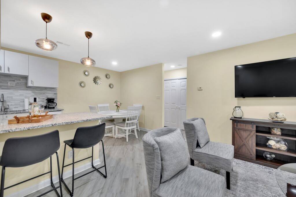 2BR Escape | Hot Tub | Parking 4 Cars | Pineville — Charlotte, NC — vacation rental