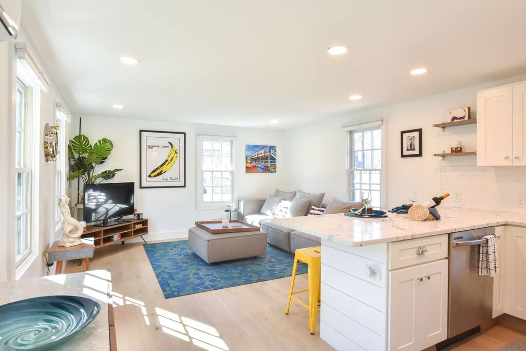 Photo 6 of Del Mar #11141 - 1 Min. Walk to Water/Town Patio and AC!