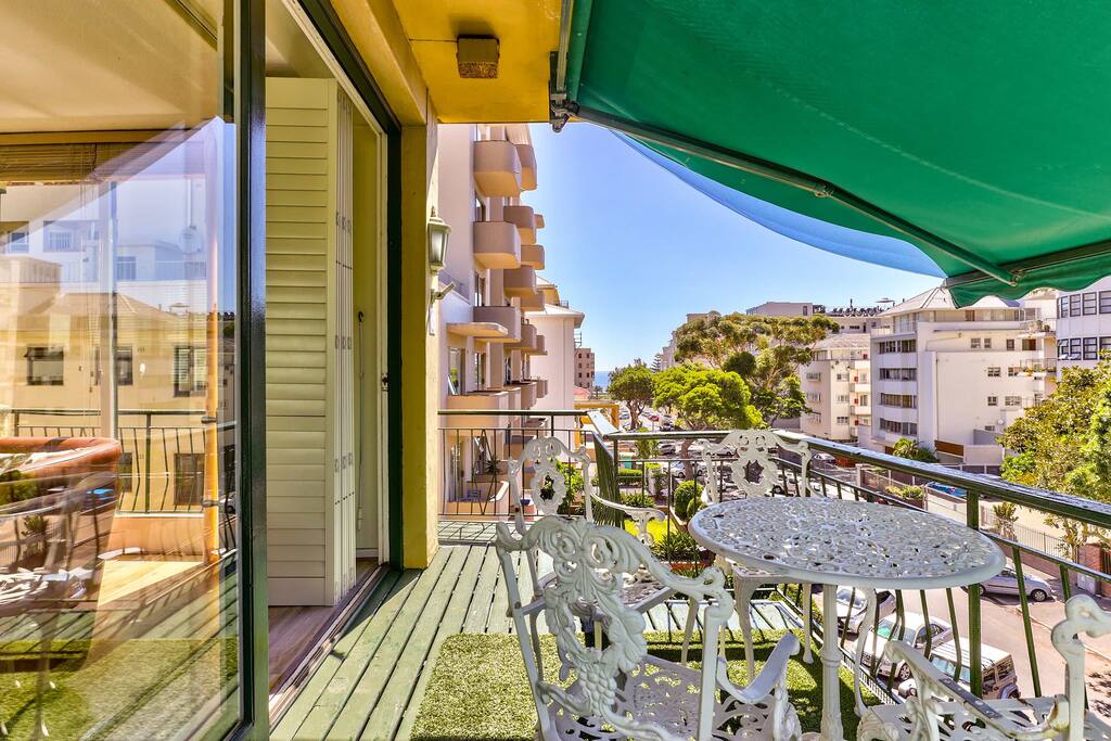 Oceantide Apartment on London rd in Sea Point — Cape Town, Western Cape — vacation rental