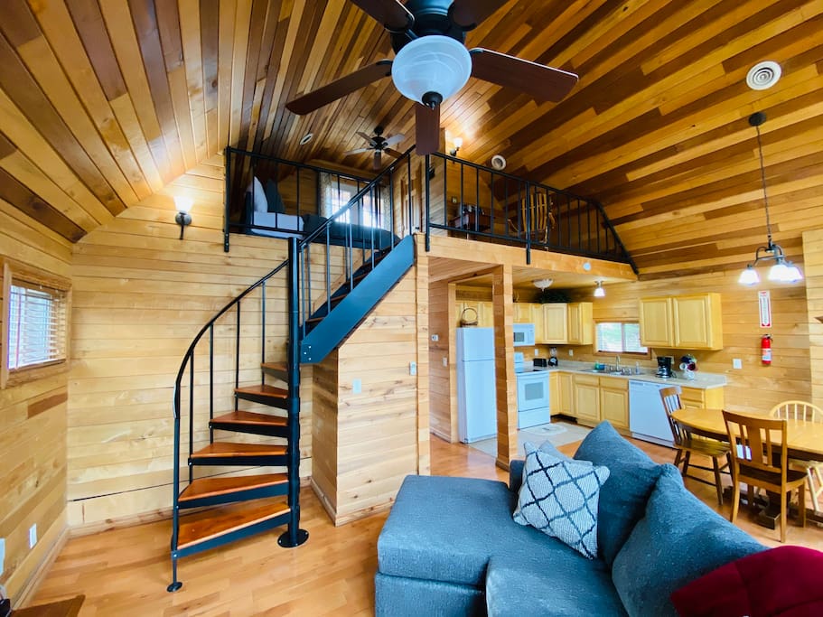 Mountain Chalet |Hot Tub | Centrally Located | RRG — Rogers, KY — vacation rental