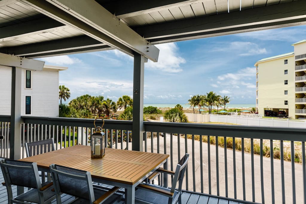2/2 Oceanside Modern Condo with Amazing Ocean View — Treasure Island, FL — vacation rental