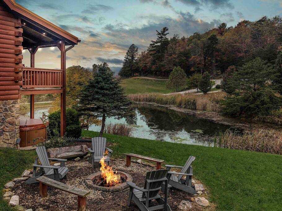 On The Rocks|RRG | Hot Tub | WiFi | Private Pond — Rogers, KY — vacation rental